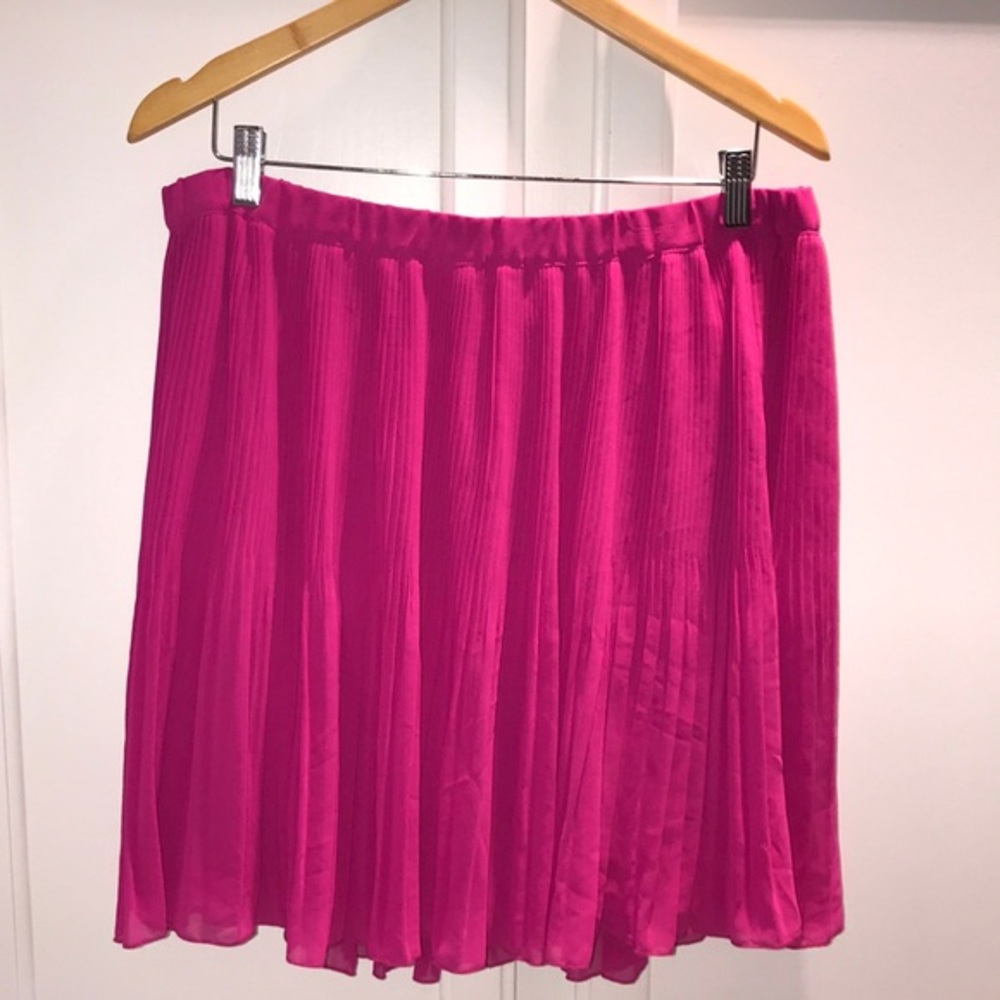 Old Navy pink sheer skirt